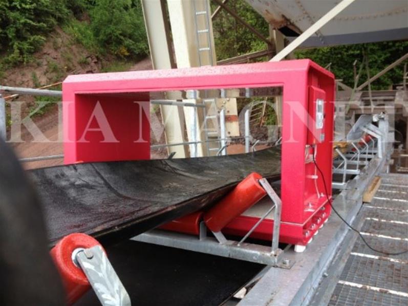 متال دتکتور ( فلزیاب )